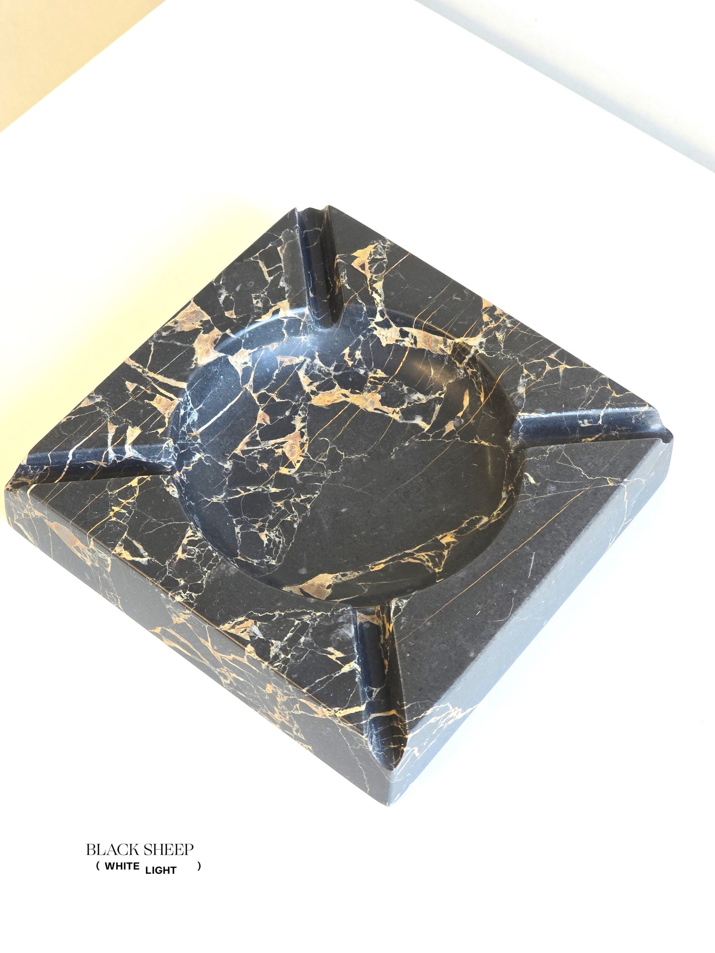 Golden Black Marble Cigar Holder - Black Sheep (White Light)
