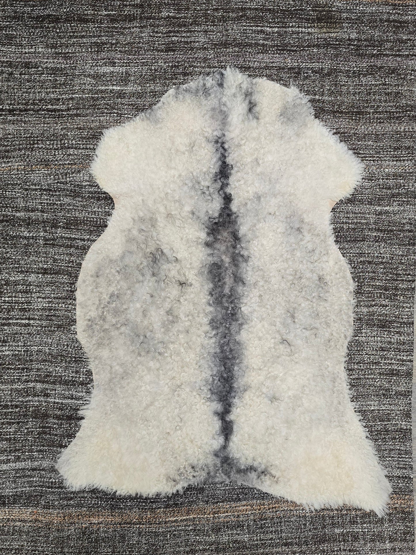 ONE OF A KIND Short Wool Gotland Multicolored Lambskin