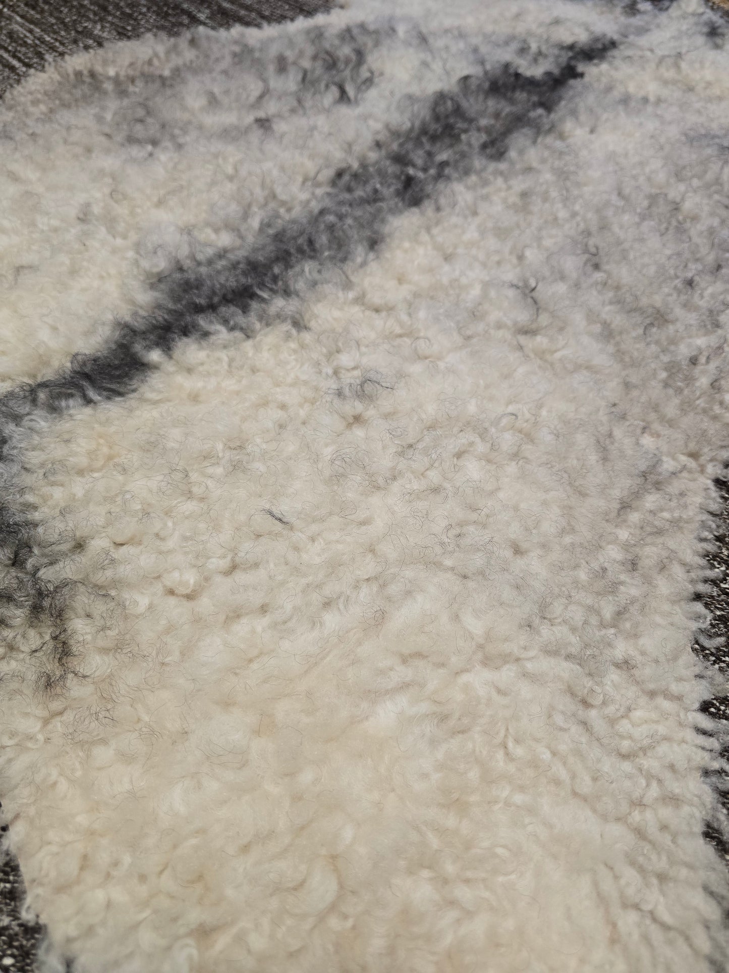 ONE OF A KIND Short Wool Gotland Multicolored Lambskin
