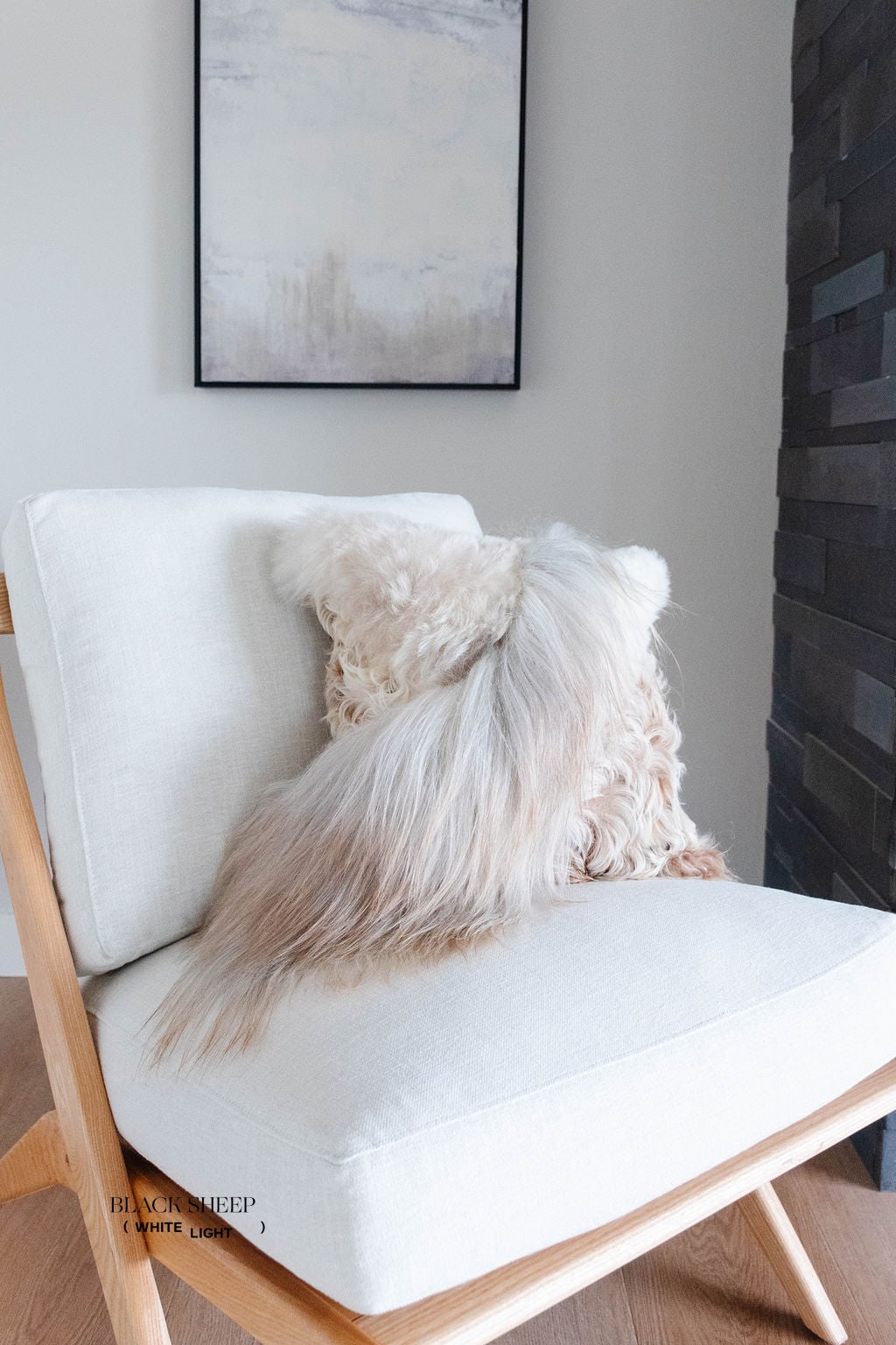 Mélange Sheepskin Pillow, straight wool - Black Sheep (White Light)