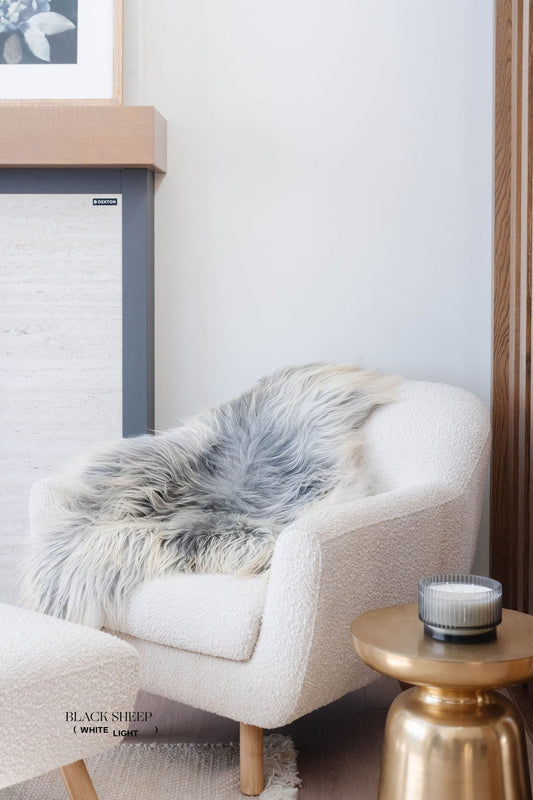 Peau de mouton islandaise gris clair naturel