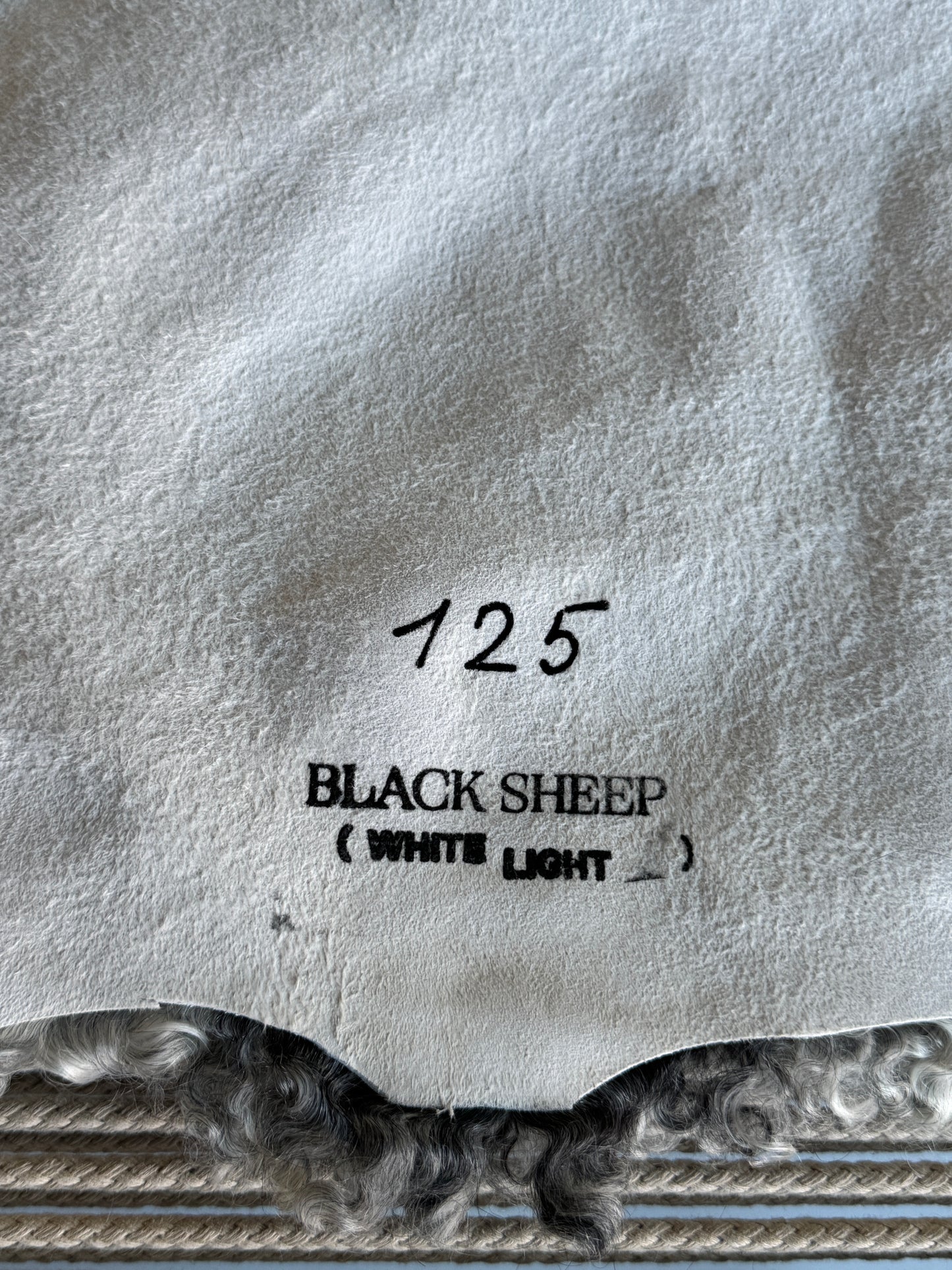 ONE OF A KIND Gotland Medium Wool White/Grey Mix Sheepskin