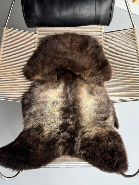 ONE OF A KIND Blend Dark Welsh Sheepskin