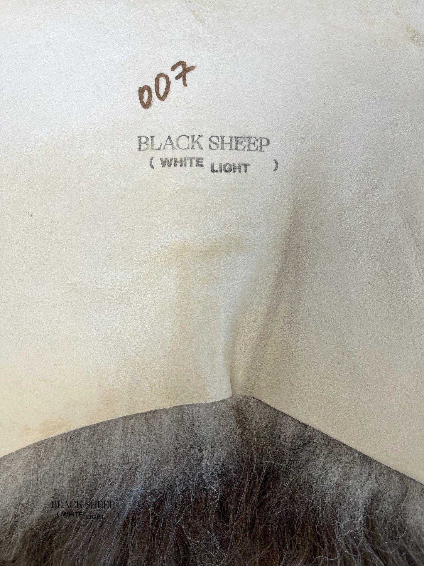ONE OF THE KIND Icelandic Brown Grey Sheepskin - Black Sheep (White Light)
