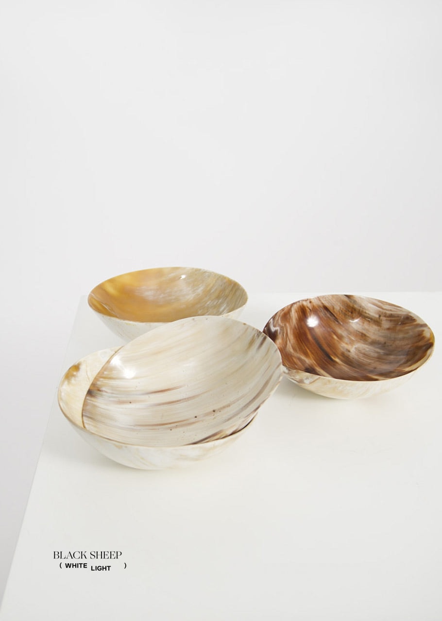 Ankole Horn Light Round Bowl - Black Sheep (White Light)