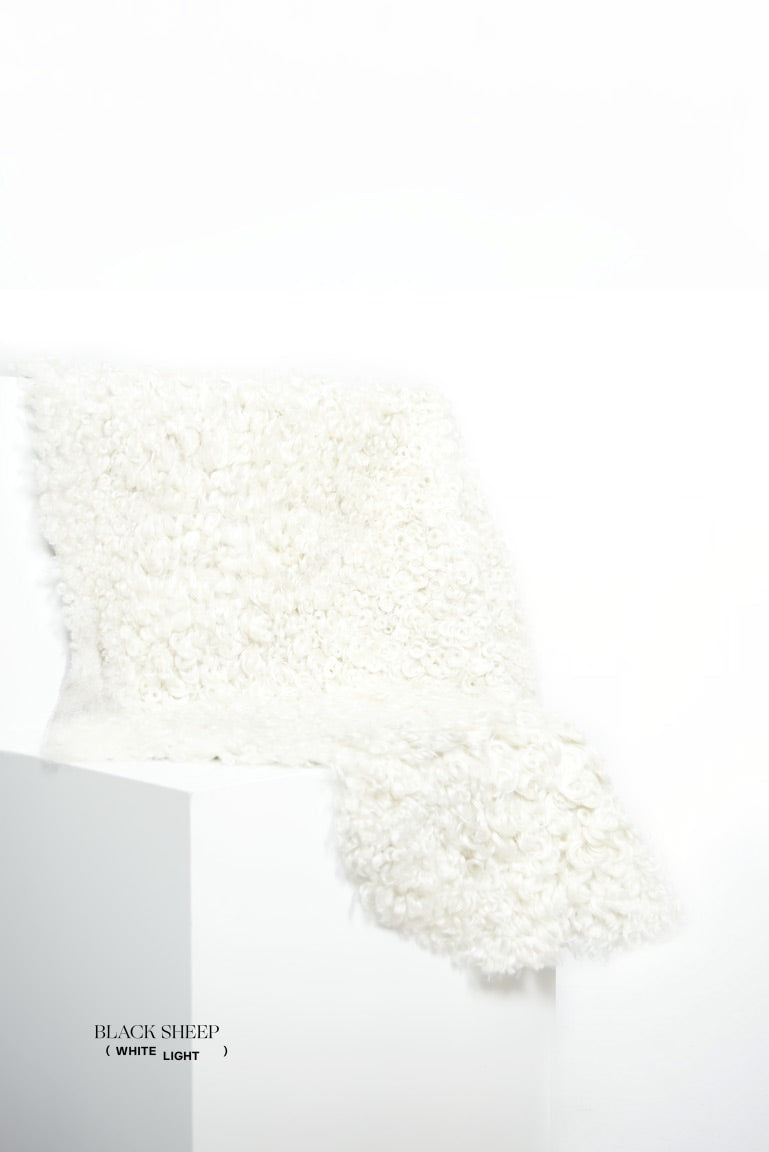 White Short Wool Gotland Sheepskin - Black Sheep (White Light)