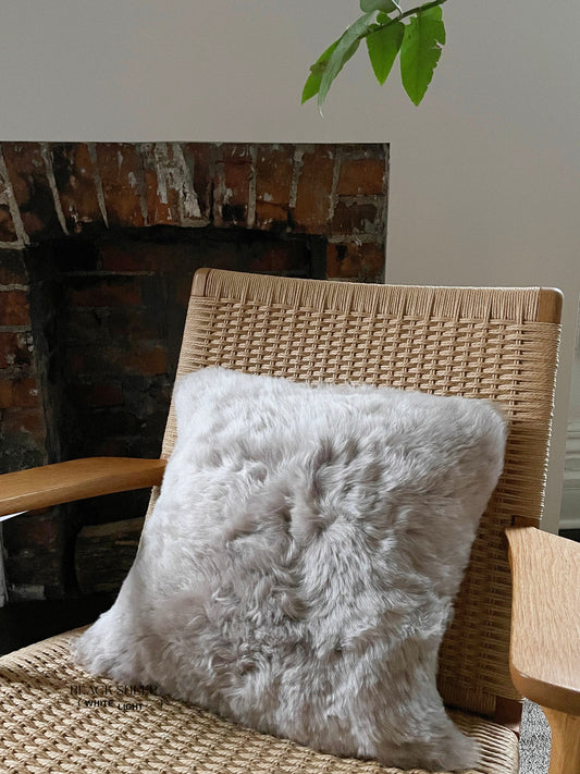 Square Shorn Linen Icelandic Sheepskin Pillow Cover - Black Sheep (White Light)