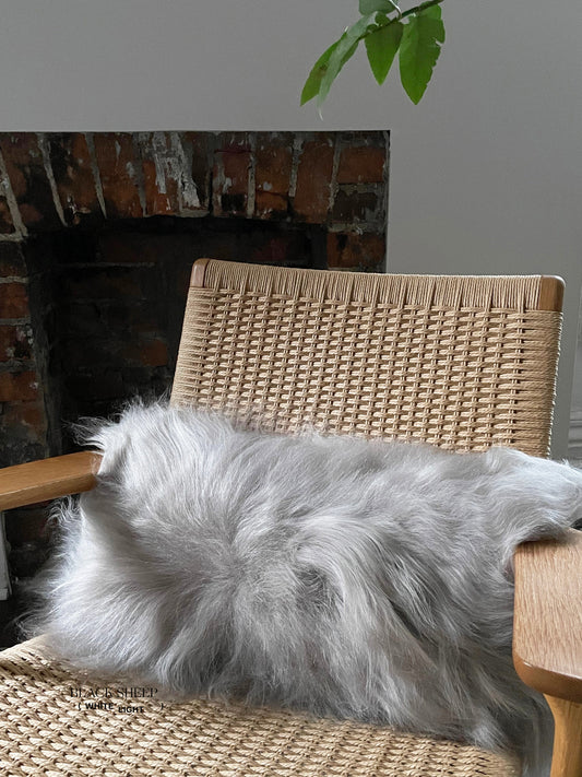 Rectangular Linen Icelandic Sheepskin Pillow Cover - Black Sheep (White Light)