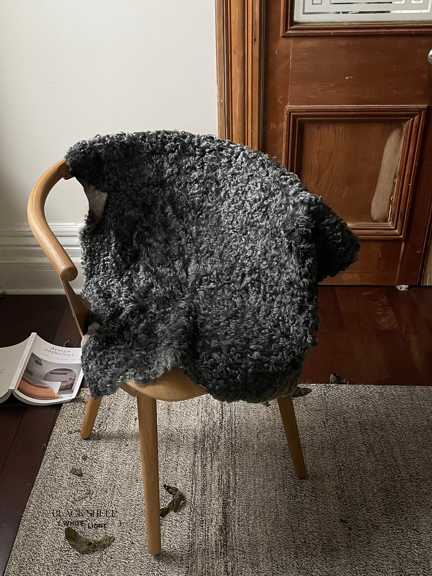 Grey Medium Wool Gotland Sheepskin - Black Sheep (White Light)