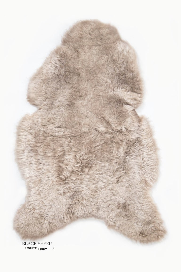 Shorn Linen Icelandic Sheepskin - Black Sheep (White Light)