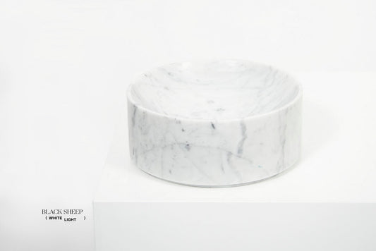 Bianco Carrara Marble Deep Dish - Black Sheep (White Light)