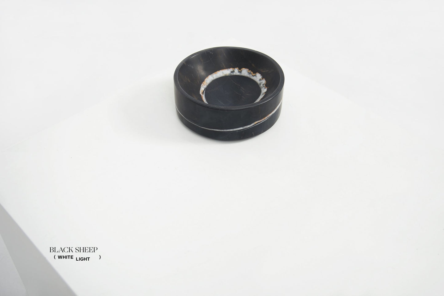 Lauren Black Marble Deep Dish - Black Sheep (White Light)