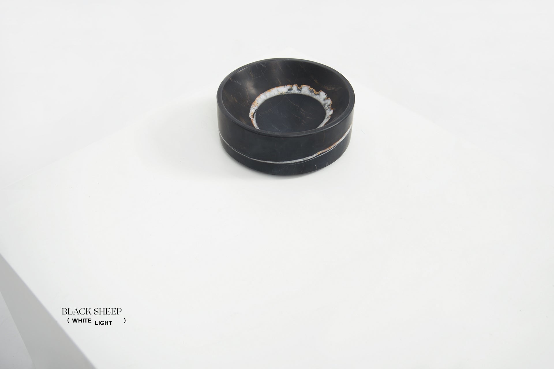 Lauren Black Marble Deep Dish - Black Sheep (White Light)
