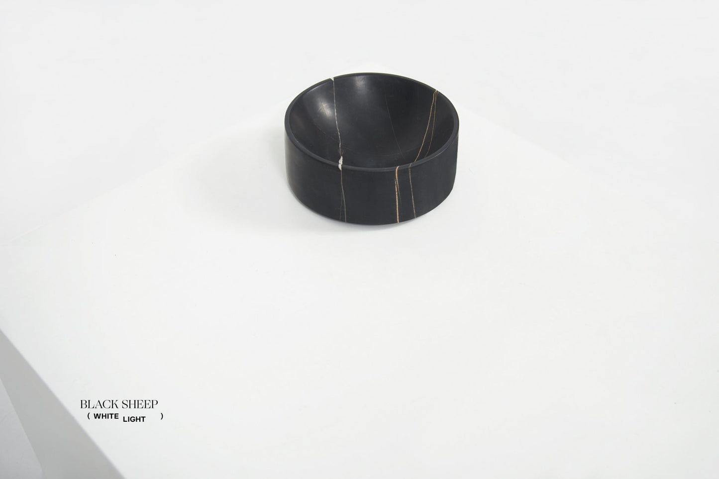 Lauren Black Marble Deep Dish - Black Sheep (White Light)
