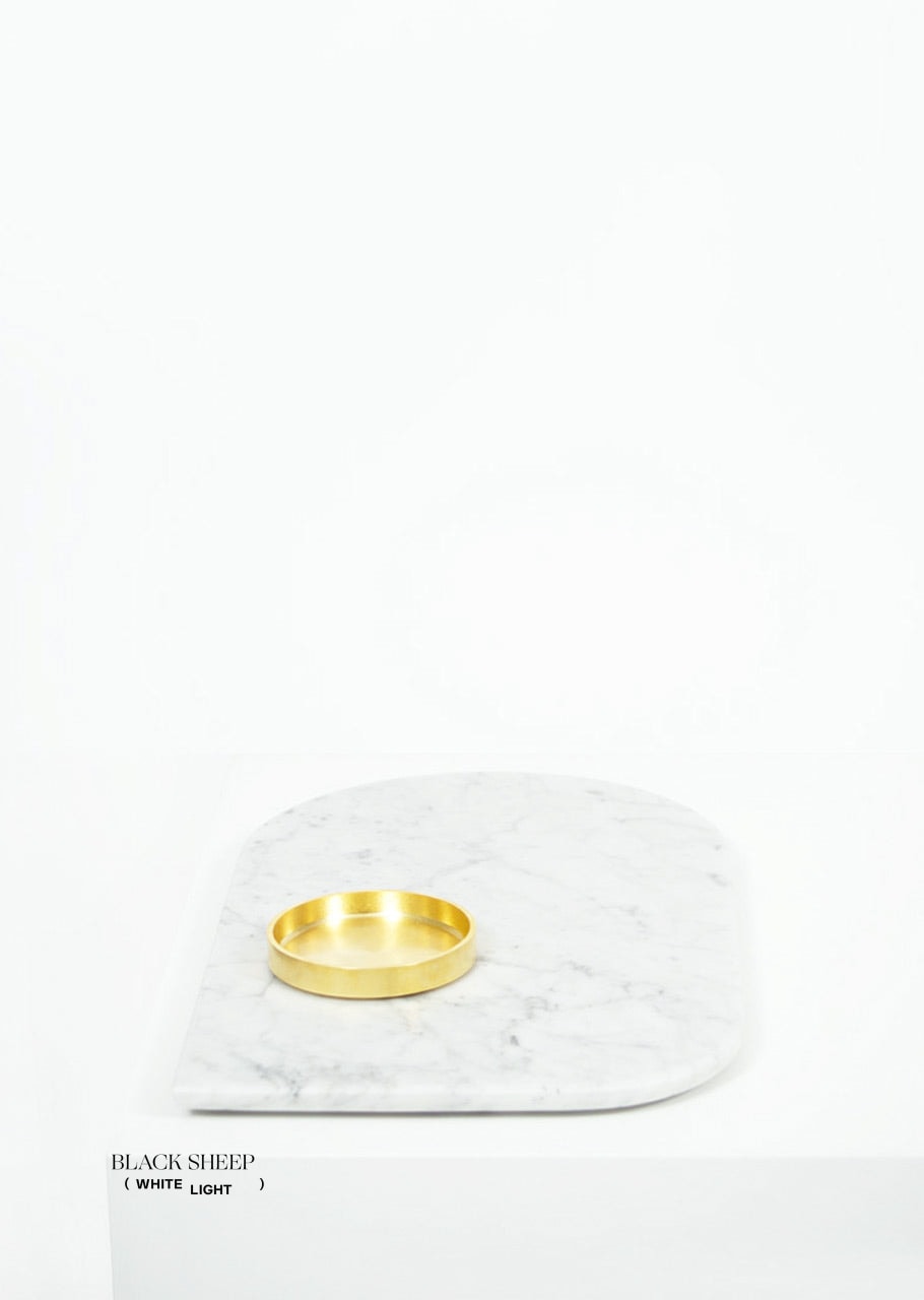 Bianco Carrara Marble Serving Tray - Black Sheep (White Light)