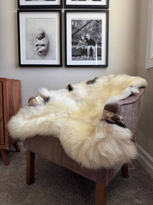 Unique Blend Light Welsh Sheepskin