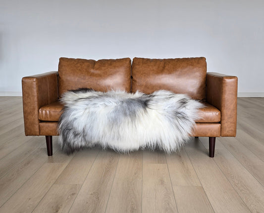 ONE OF A KIND Motley Long Wool Icelandic Sheepskin White/Grey