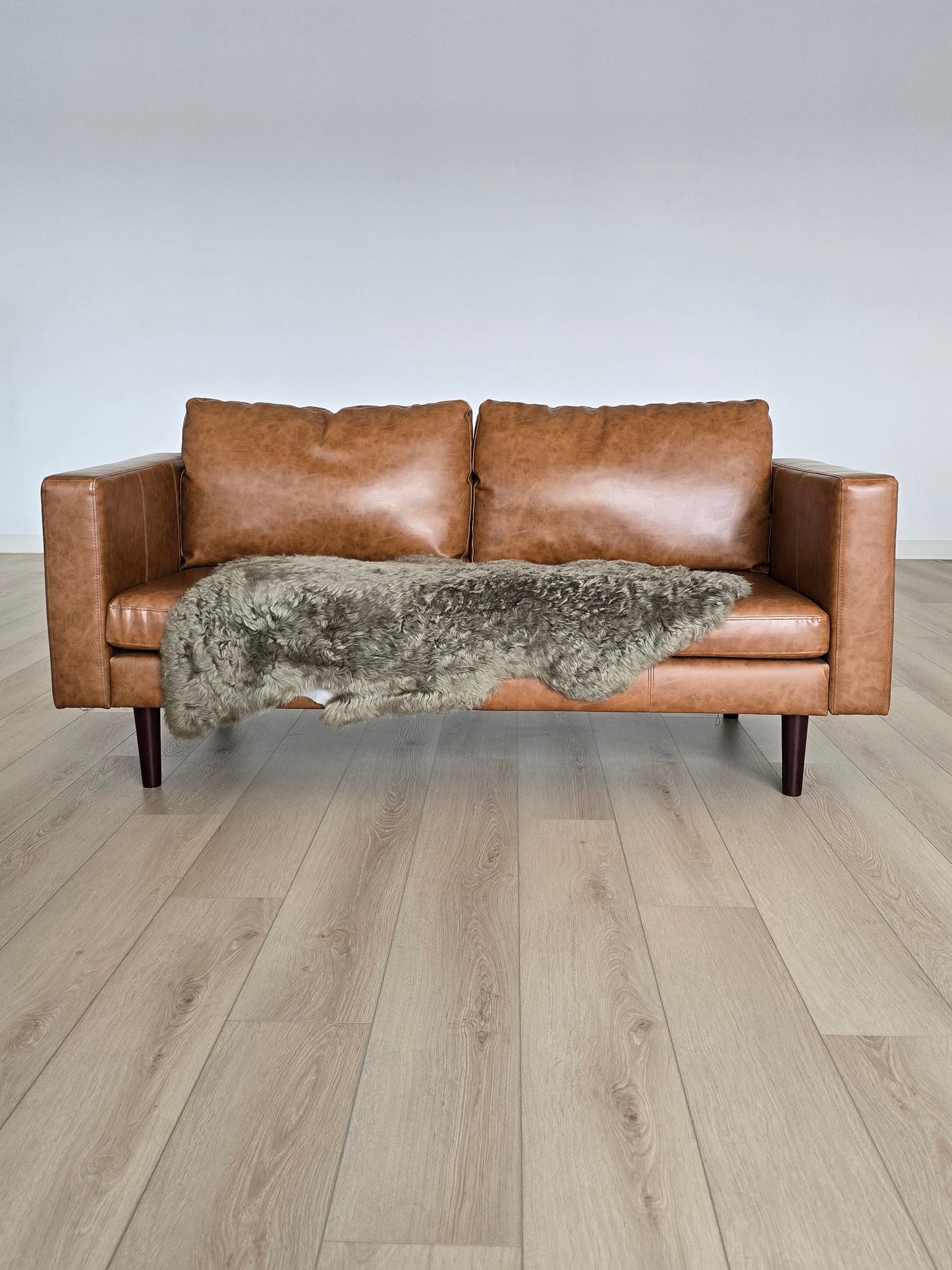 ONE OF A KIND Olive Medium Wool Swedish Sheepskin