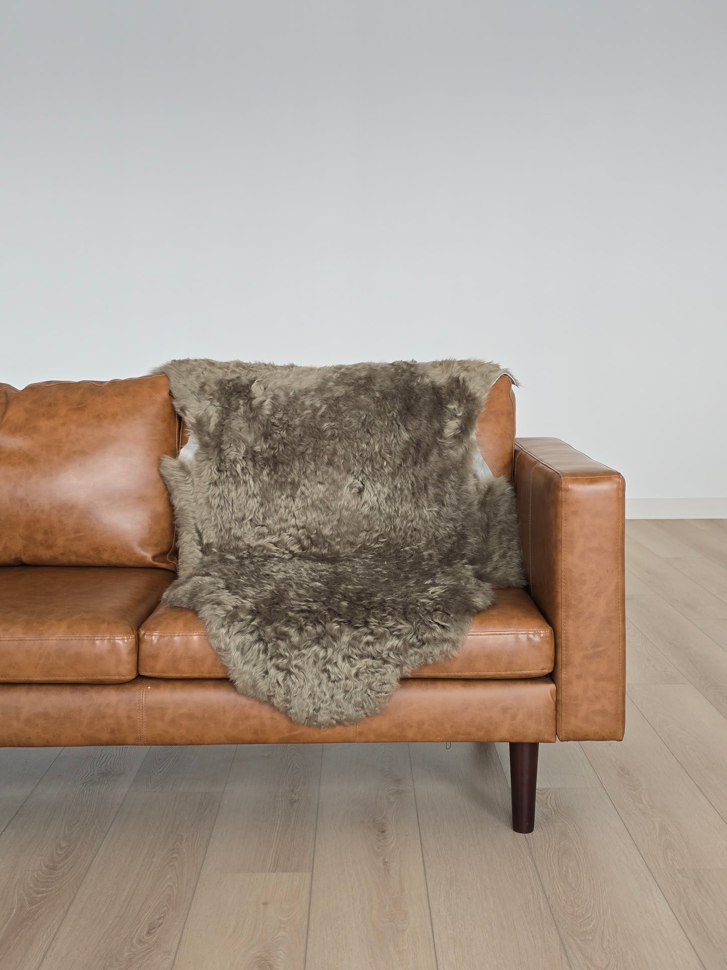 ONE OF A KIND Olive Medium Wool Swedish Sheepskin