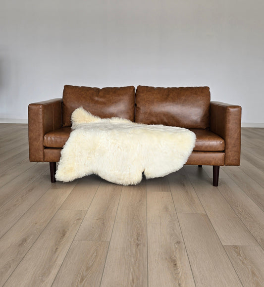 ONE OF A KIND Extra Wide Shorn Cream/White Wool Icelandic Sheepskin
