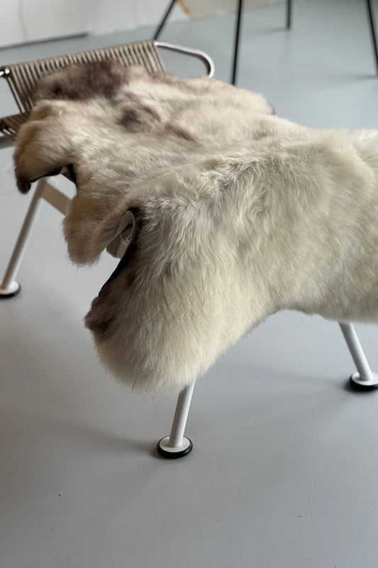 Unique Blend Light Welsh Sheepskin