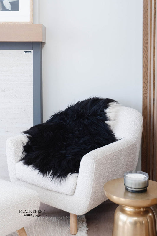 Spotted Icelandic Sheepskin | Maximal