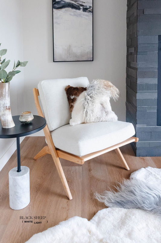 Mélange Sheepskin Pillow, curly wool - Black Sheep (White Light)