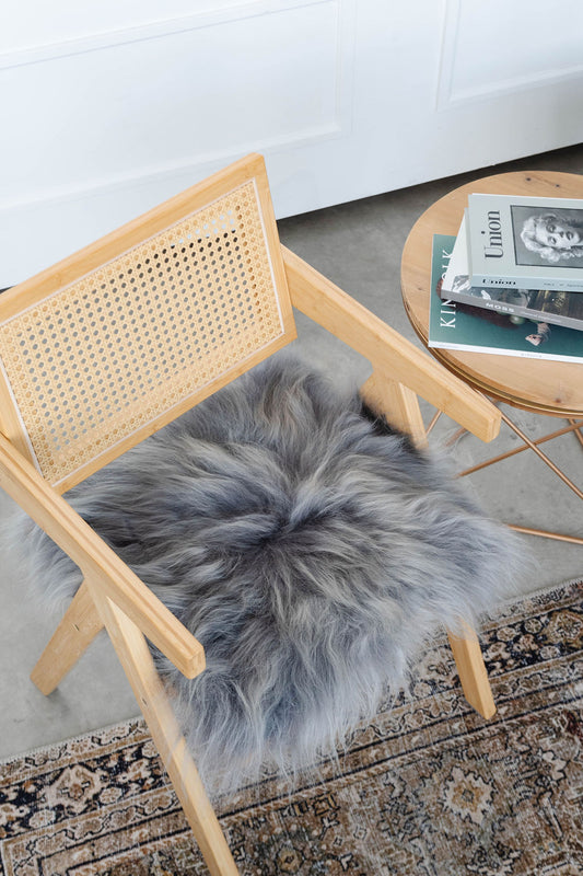 Coussin de chaise en peau de mouton islandais argenté