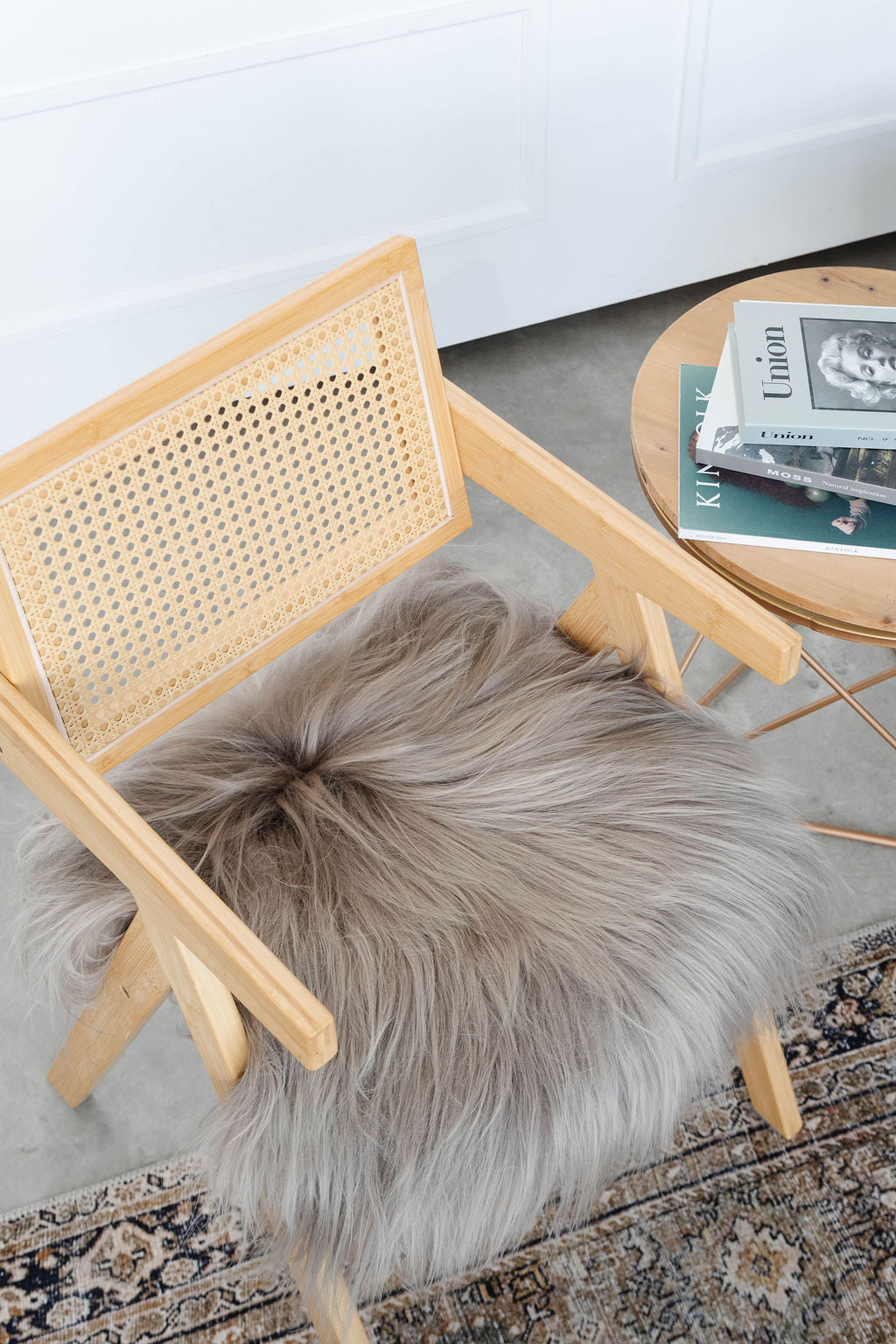 Coussin de chaise en peau de mouton islandais taupe