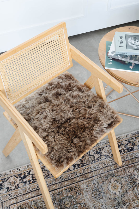 Coussin de chaise en peau de mouton islandais brun tondu