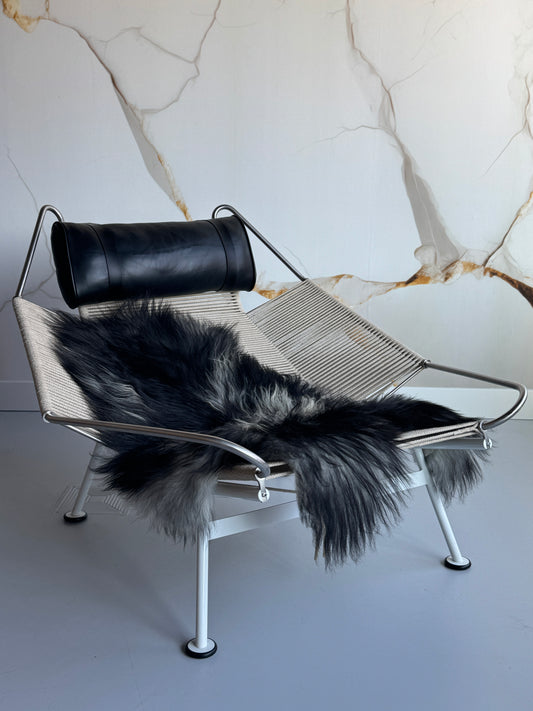 ONE OF A KIND Black/White Icelandic Sheepskin