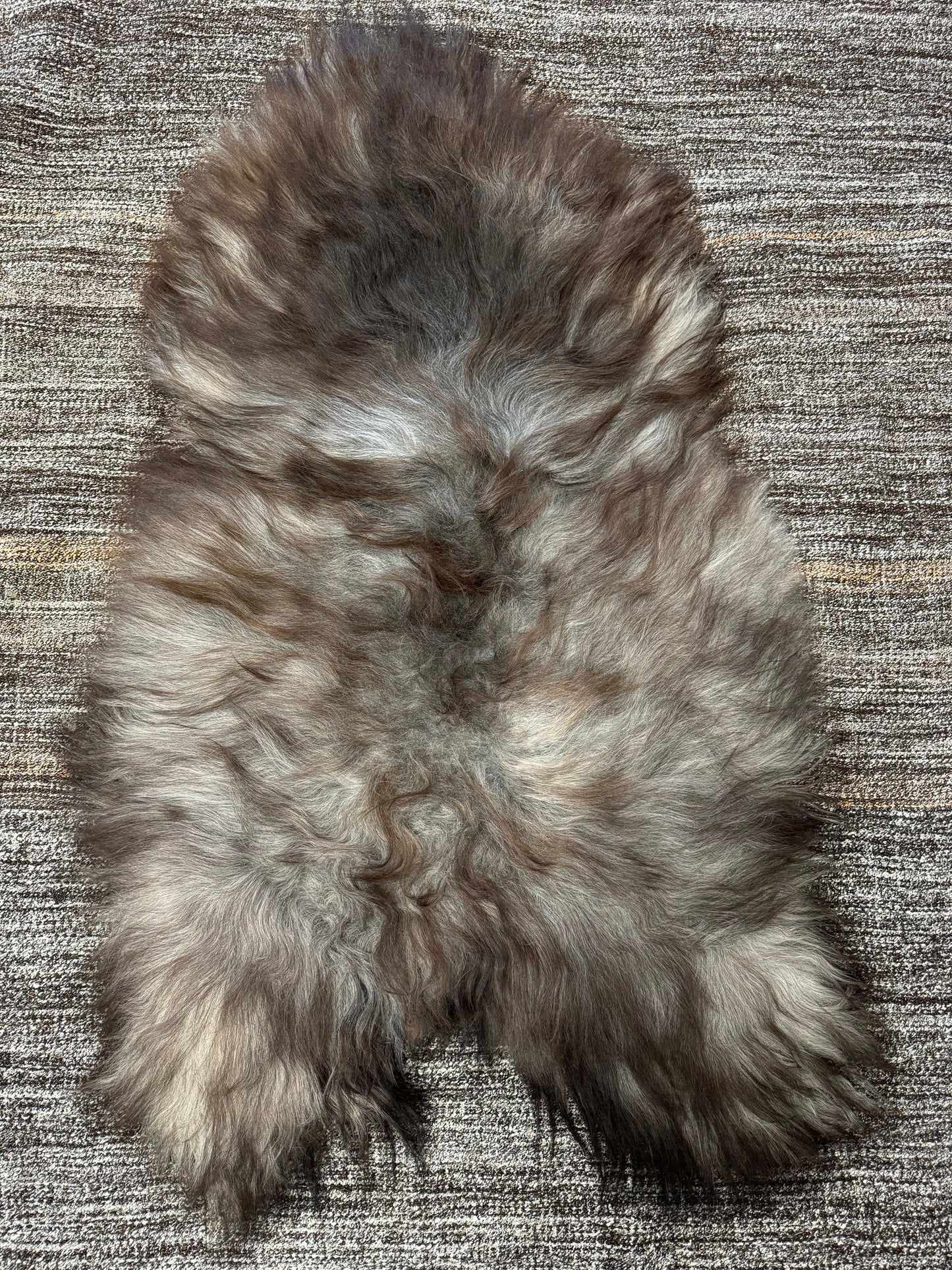 ONE OF A KIND Icelandic Rusty Grey Sheepskin