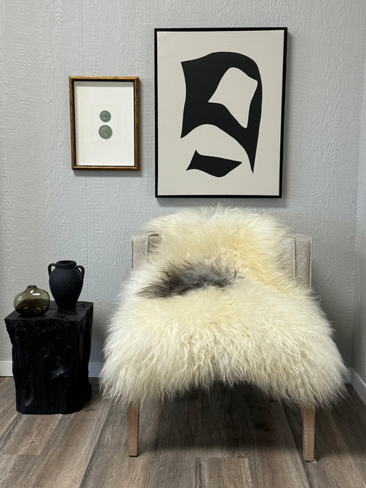 ONE OF THE KIND Icelandic Spotted Random Grey and White Sheepskin