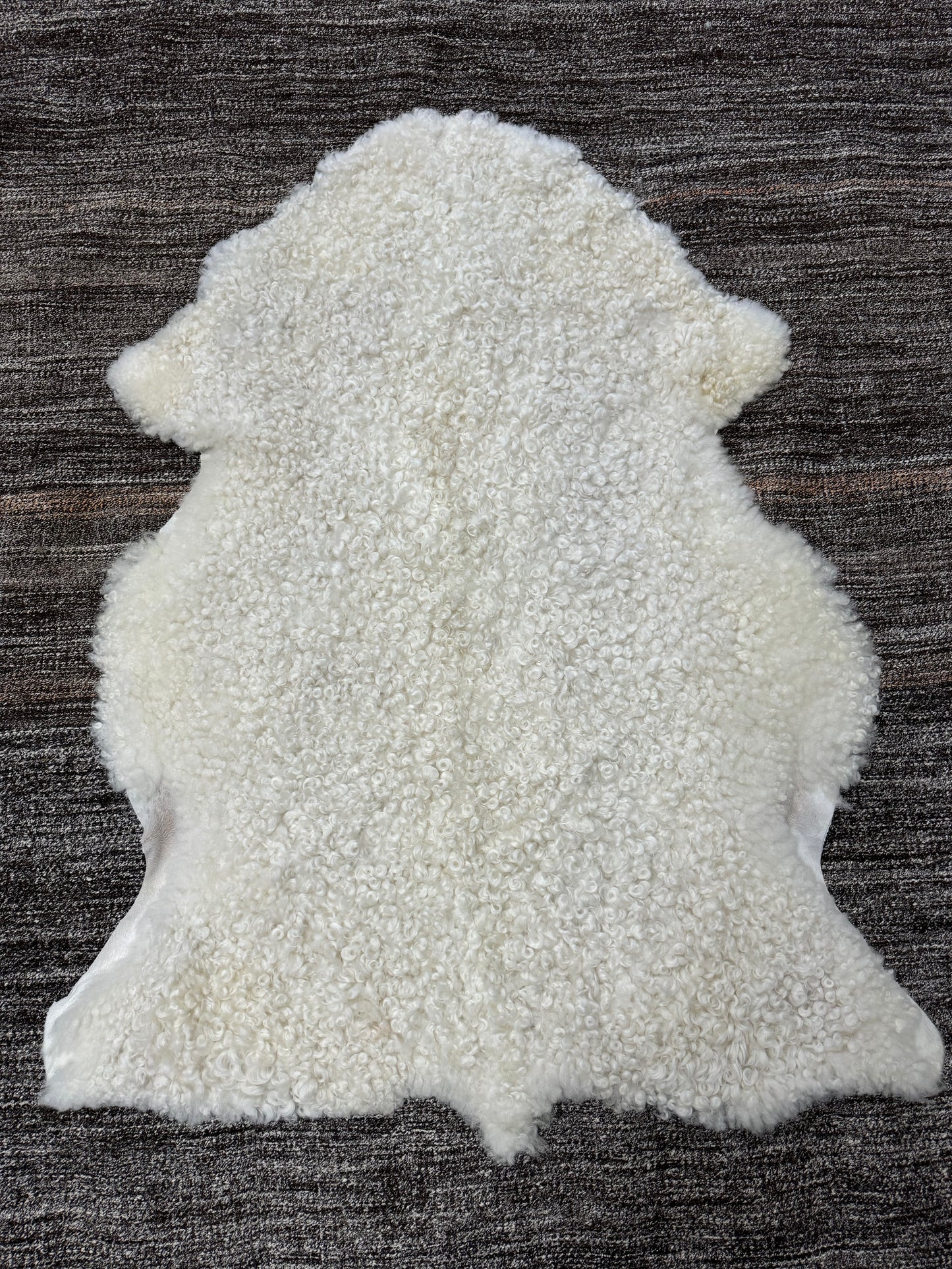 XL White Medium Wool Gotland Sheepskin - RARE