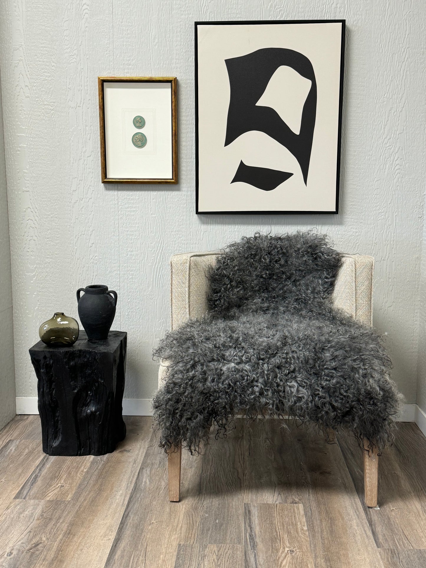 ONE OF THE KIND Gotland Grey Medium Wool Sheepskin