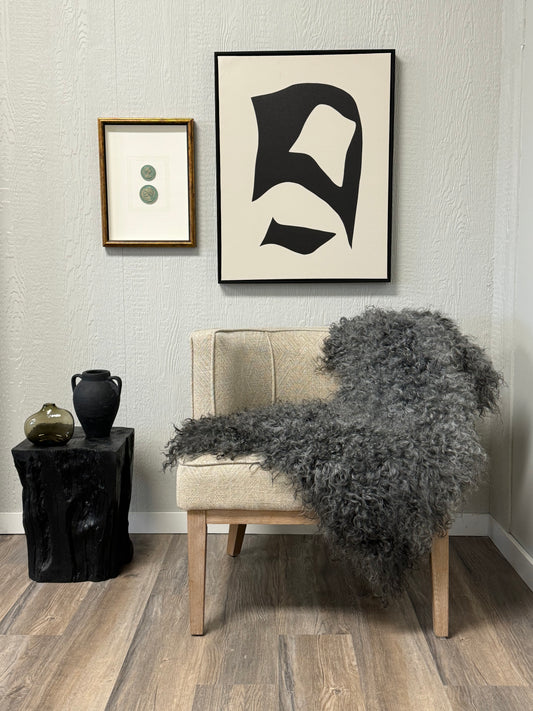 ONE OF THE KIND Gotland Grey Medium Wool Sheepskin