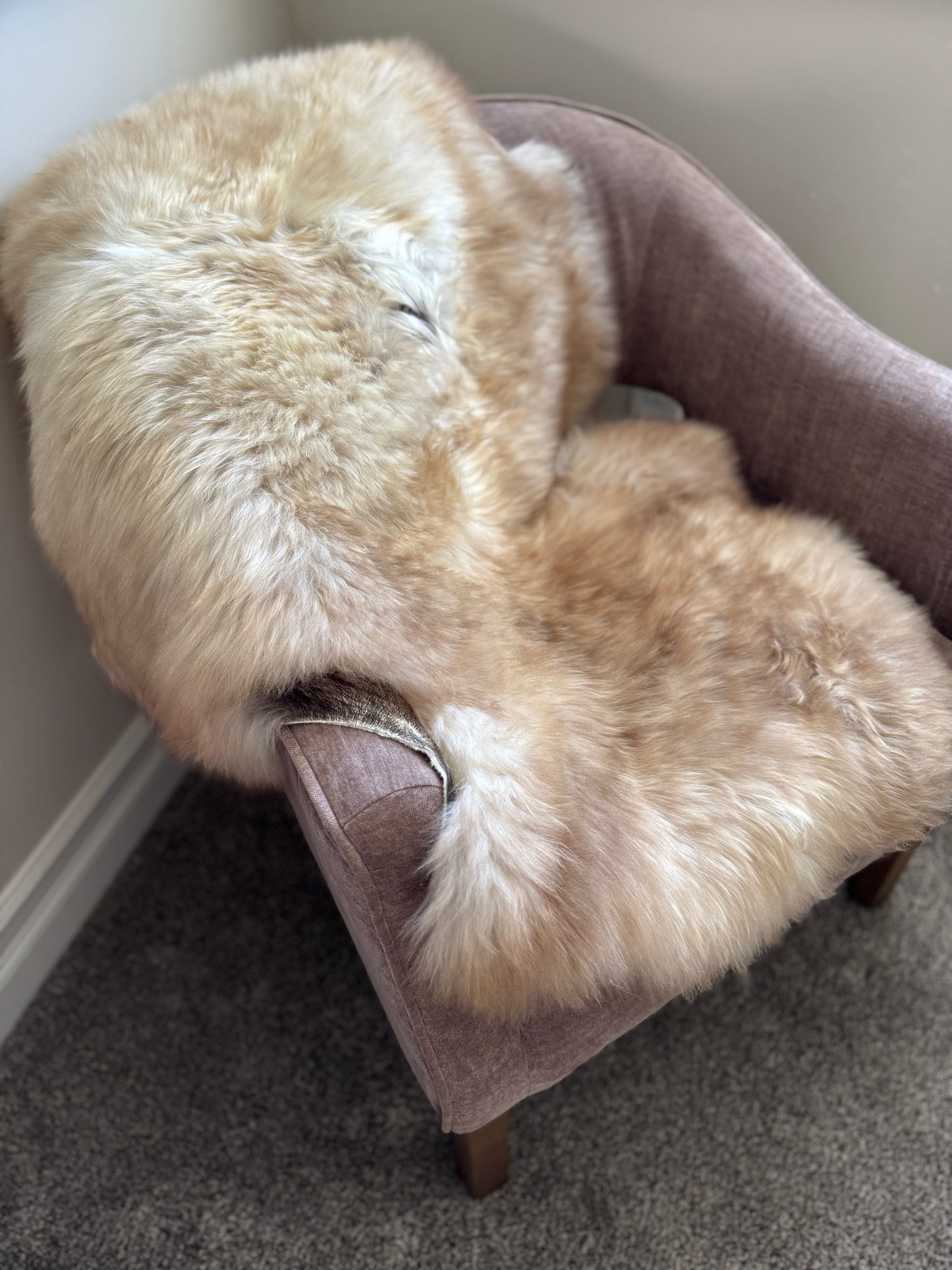 Unique Blend Beige Welsh Sheepskin