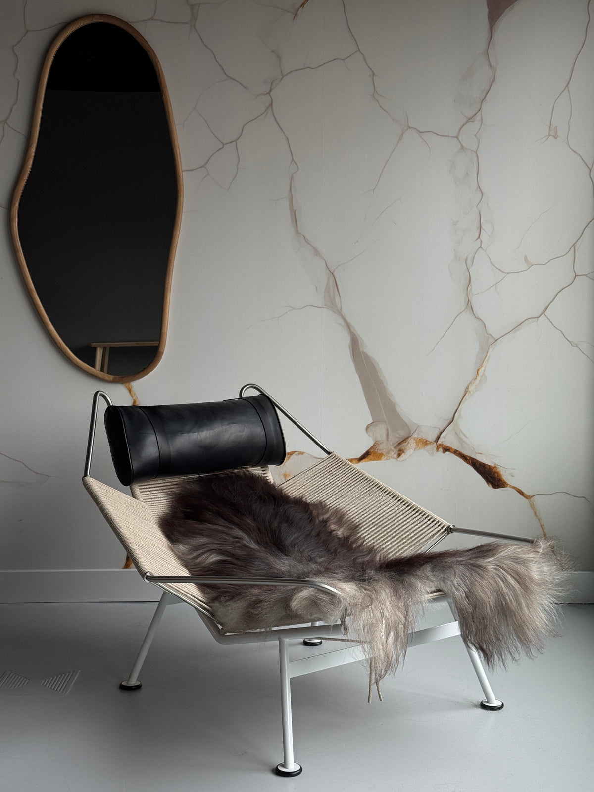 ONE OF A KIND Natural Dark Grey Icelandic Sheepskin
