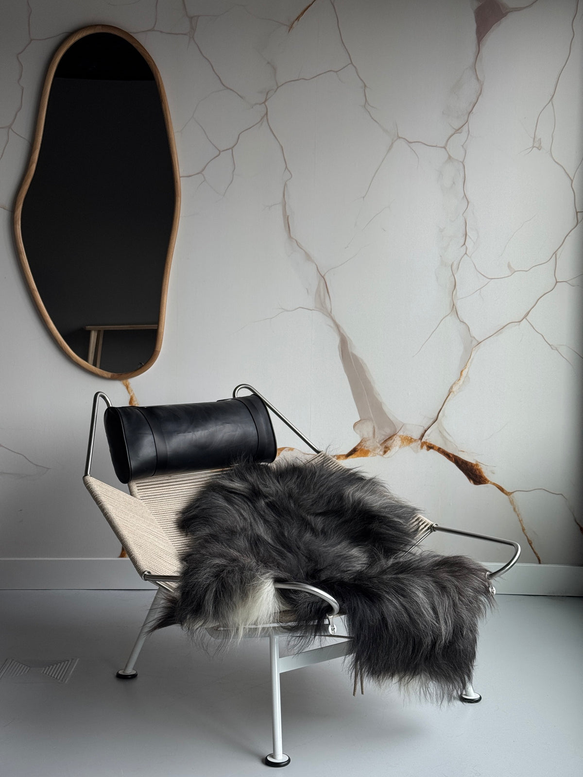 ONE OF A KIND XL Natural Dark Grey Icelandic Sheepskin
