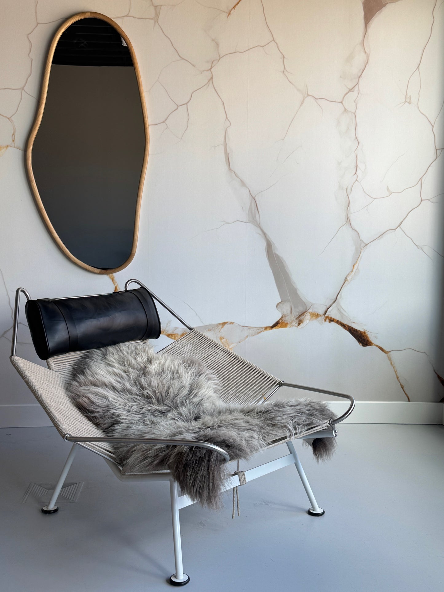 ONE OF A KIND Blend Light Grey Welsh Sheepskin