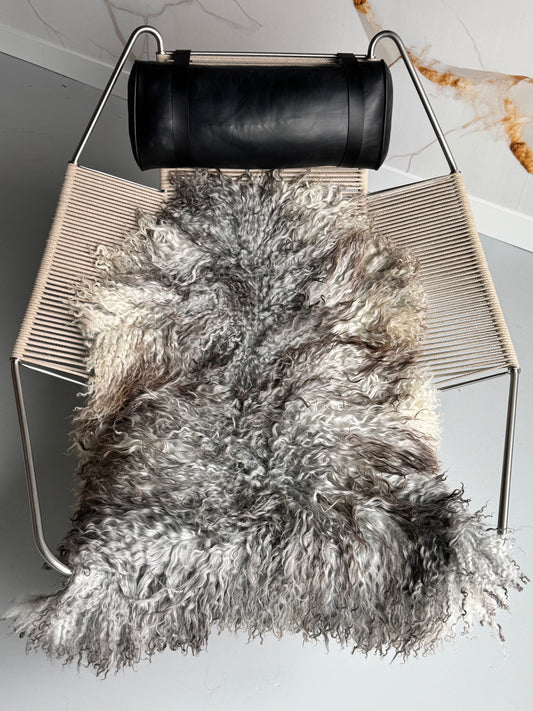 ONE OF A KIND Gotland Long Wool Grey with Brown curls Sheepskin
