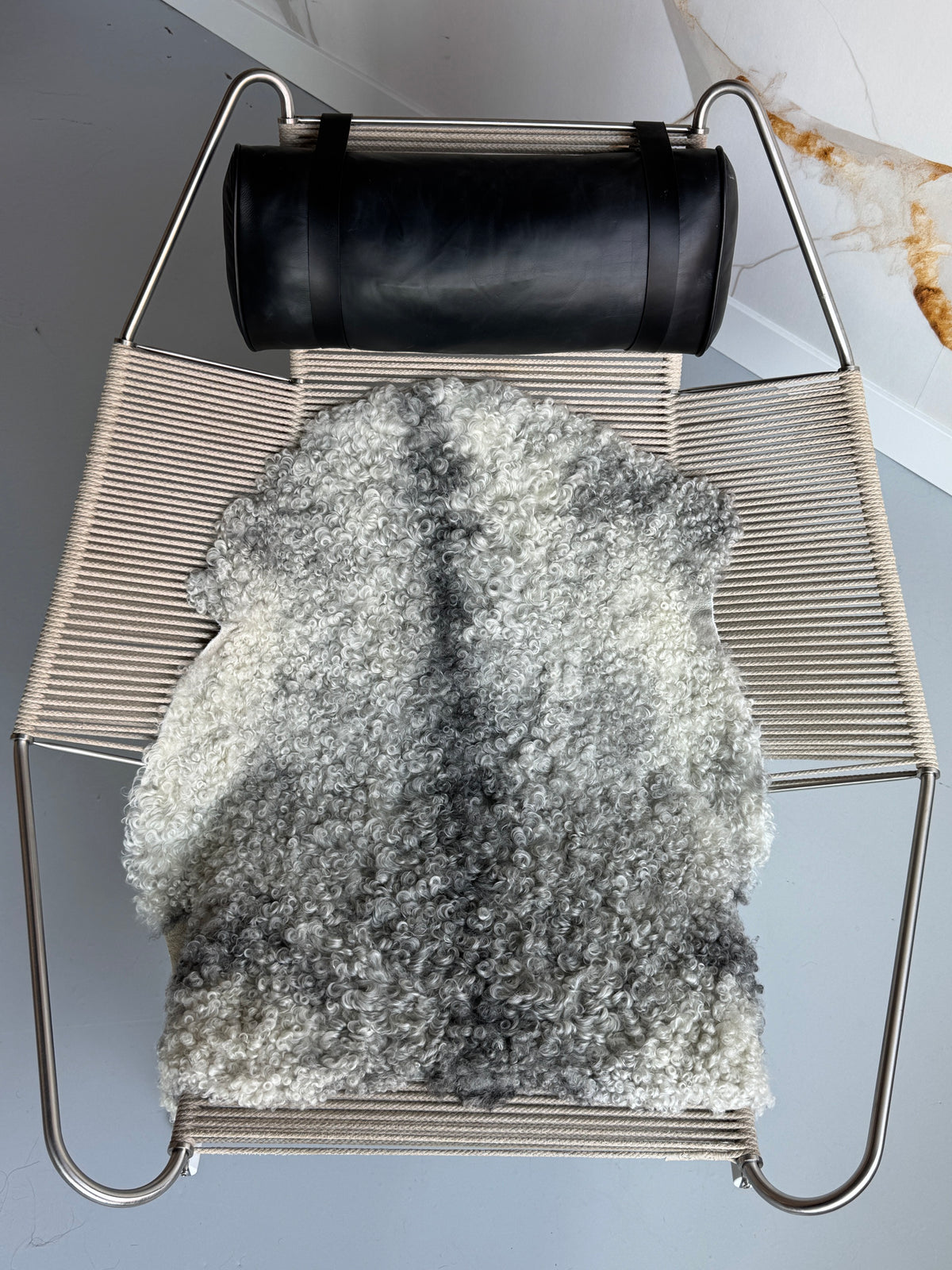 ONE OF A KIND White/Silver Gotland Medium Wool Sheepskin