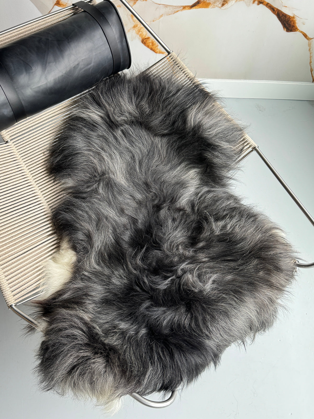 ONE OF A KIND XL Natural Dark Grey Icelandic Sheepskin