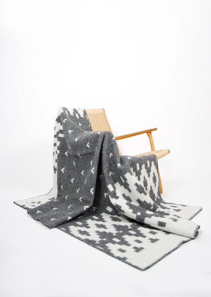 Geometric Pattern Icelandic Wool Throw - Black Sheep (White Light)