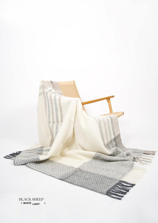 Tartan Pattern Icelandic Wool Throw - Black Sheep (White Light)